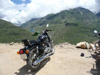 Short tour Himalaya motorbike